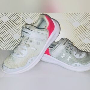 Under armor girls shoes